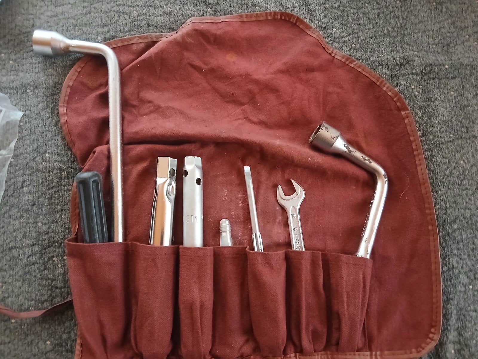 originele gereedschapskit mercedes benz, Handtassen en Accessoires, Ophalen of Verzenden