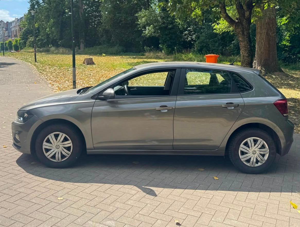 Vw polo 1.0 essence 88000 km‼️BRUIT EMBRAYAGE‼️08/2019, Autos, Argent ou Gris, Achat, Euro 6, Boîte manuelle