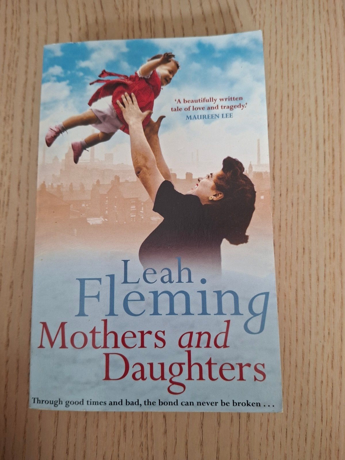 Mothers and daughters, leah fleming, Enlèvement ou Envoi