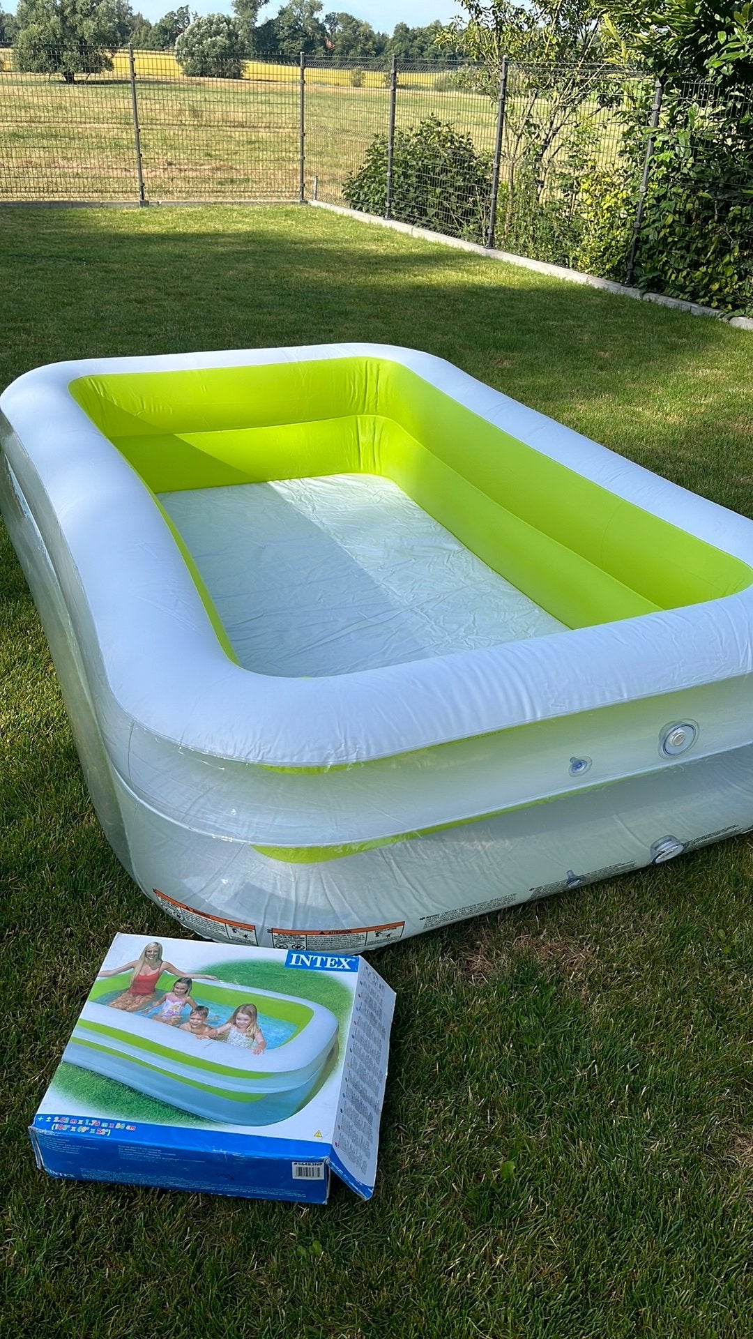 Intex Piscine gonflable 2.62mx1.75x56cm. Neuve, Enlèvement ou Envoi, Comme neuf, Piscine gonflable