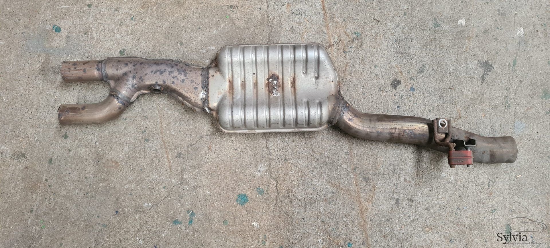 Uitlaat middendemper BMW 5 serie F10 7590544, Auto-onderdelen, Gebruikt, -, -, Ophalen of Verzenden