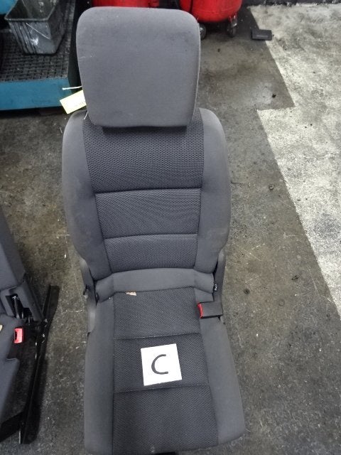 BANQUETTE ARRIÈRE Volkswagen Touran (1T1 / T2), Volkswagen, Volkswagen AG, Utilisé, Kundenbetreuung@volkswagen.de