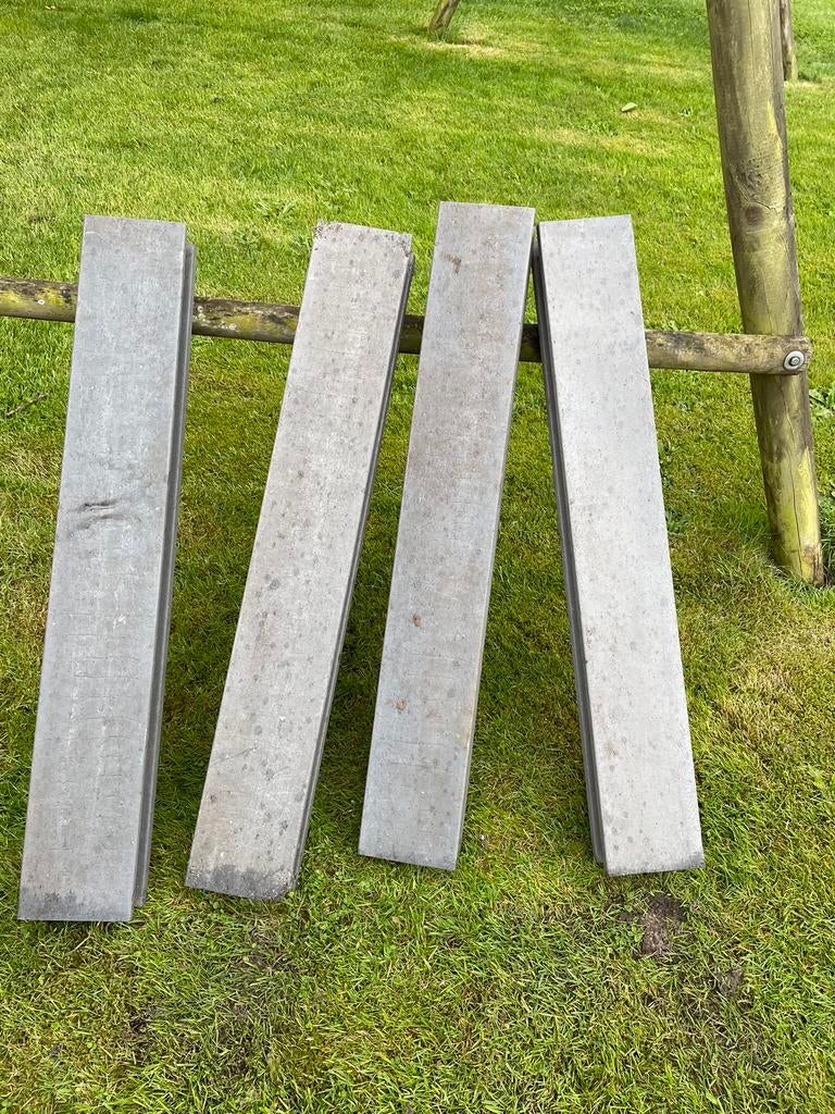 Palen, Ophalen, Zo goed als nieuw, Palen