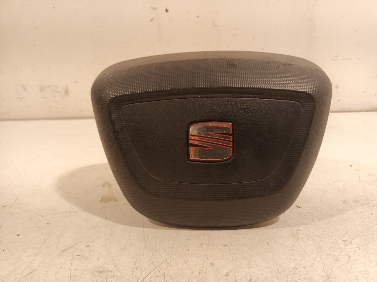 Airbag stuur Seat Ibiza, Onderdelen@venauto.nl, Van der Ven Autorecycling B.V., Gebruikt, Ettenseweg 76, 4706 PB Roosendaal, The Netherlands