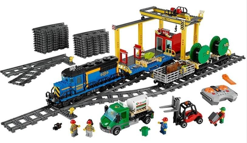 LEGO 60052 Vrachttrein 2014 <NIEUW/SEALED>, Kinderen en Baby's, Speelgoed | Duplo en Lego, City, Nieuw, Ophalen of Verzenden, Complete set