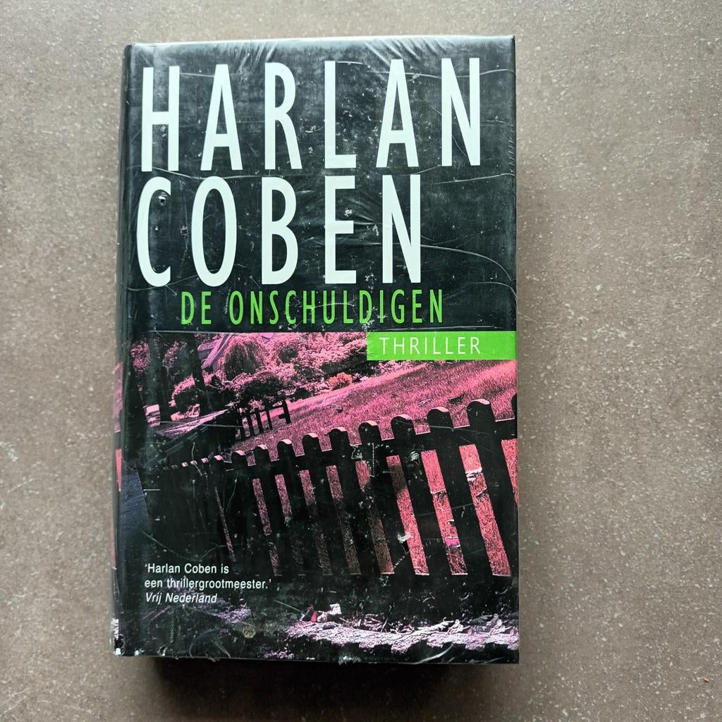 Harlan Coben - De onschuldigen, Harlan Coben, Ophalen of Verzenden, Zo goed als nieuw