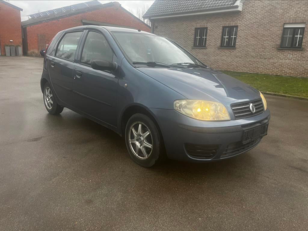 FIAT PUNTO 1.2BÉZINE VAN 2005 MET AIRCO, Autos, Achat, Entreprise, Boîte manuelle, Noir