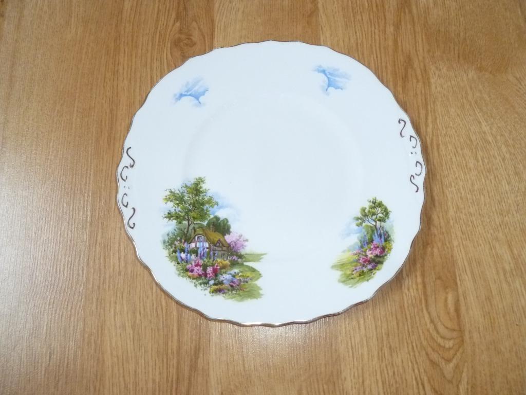 assiette Royal Vale Ridgway potteries, Antiquités & Art, Enlèvement ou Envoi
