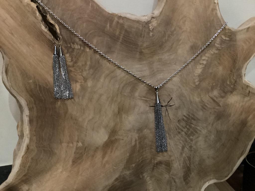 Set ketting en oorringen Victoria, Ophalen of Verzenden, Zo goed als nieuw, Zilver, Overige materialen