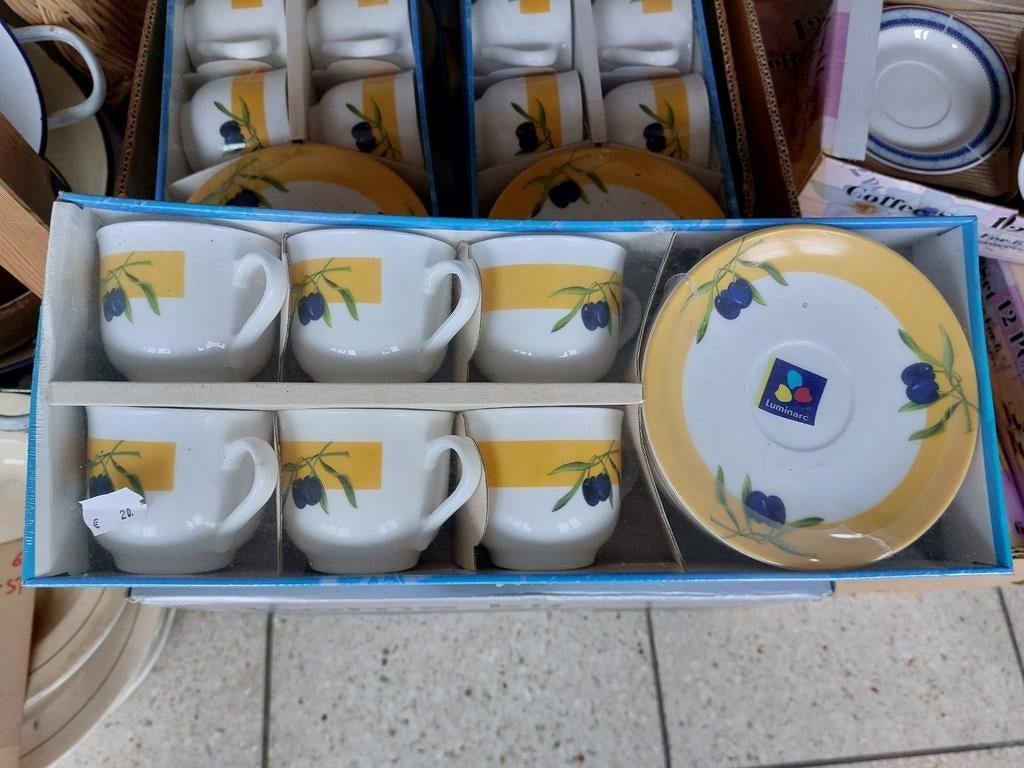 6 tasses à café avec sous tasses Luminarc * Vintage * Neuf, Enlèvement ou Envoi
