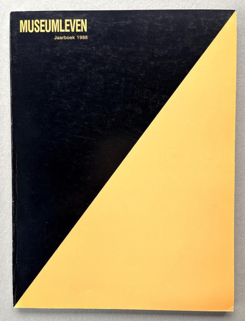 Museumleven Jaarboek 1988  o.m. over papierconservatie, Boeken, Ophalen of Verzenden