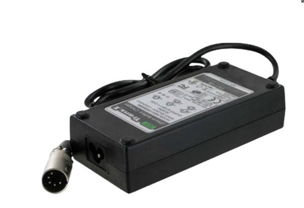 Batterij lader XLR 5-pins TranzX 36 Volt / 2 A MDA 115420020, Fietsen en Brommers, Ophalen, Gebruikt