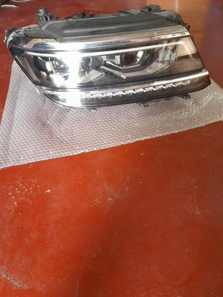 Phare Led tiguan original complet côté droit, Enlèvement ou Envoi