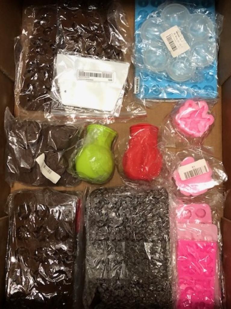 chocolade maken-smelten-in siliconen vormpjes doen,nieuw!, Ophalen of Verzenden, Nieuw, Taarten of Cupcakes, Bakvorm