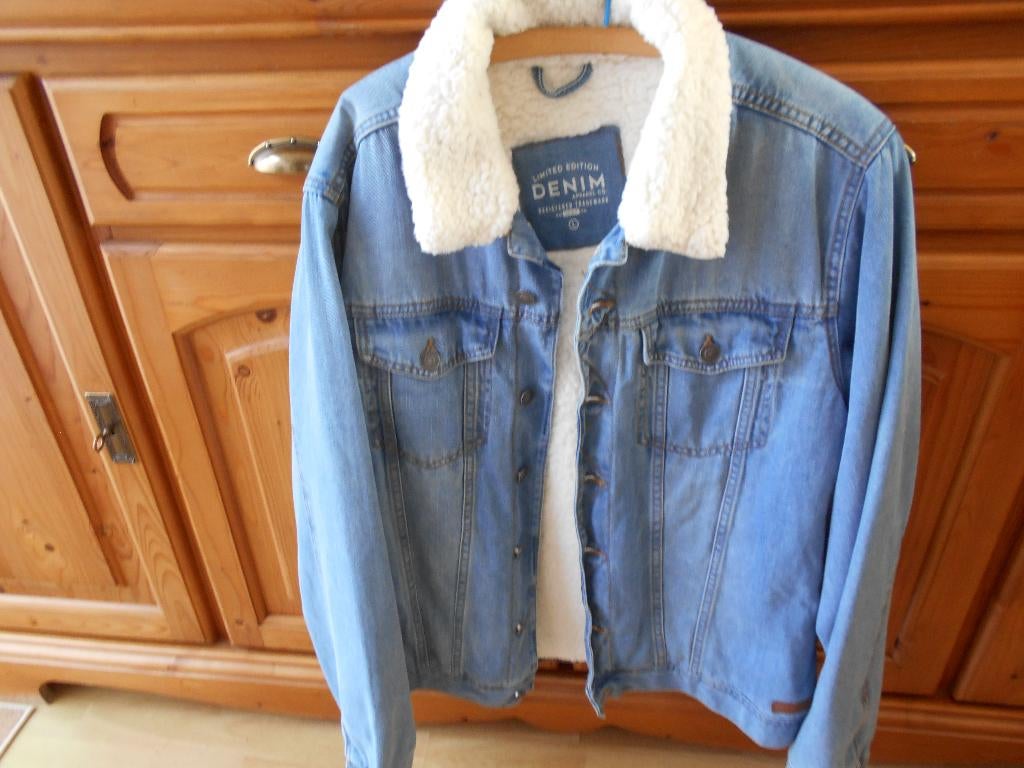 blouson en jean neuf homme, Enlèvement, Neuf, Taille 48/50 (M), Bleu