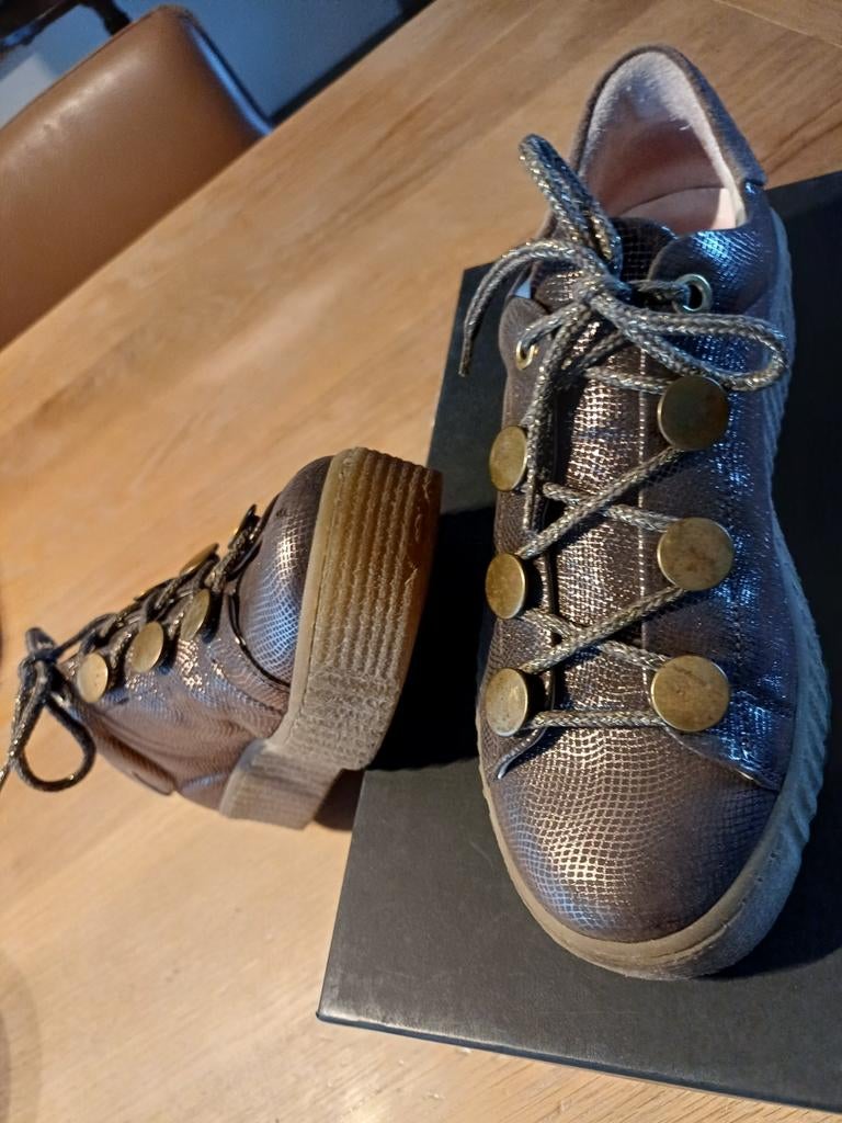 Confortabele Sneakers met Antieslip zool. MAAT 36/37., Ophalen of Verzenden, Beige, Sneakers