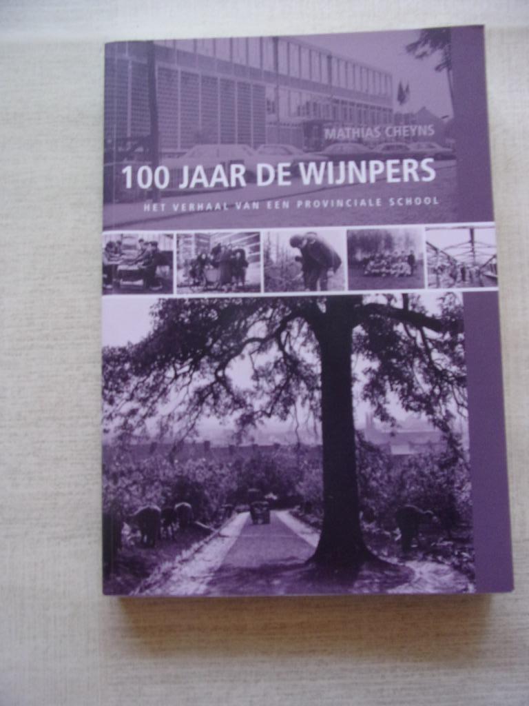 LEUVEN : 100 jaar DE WIJNPERS (+ CD), Enlèvement ou Envoi, Comme neuf