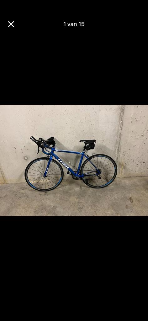 2 fietsen te koop  trek racefiets en kona mountainbike, Vélos & Vélomoteurs, Vélos | Femmes | Vélos de sport & de randonnée, Autres marques