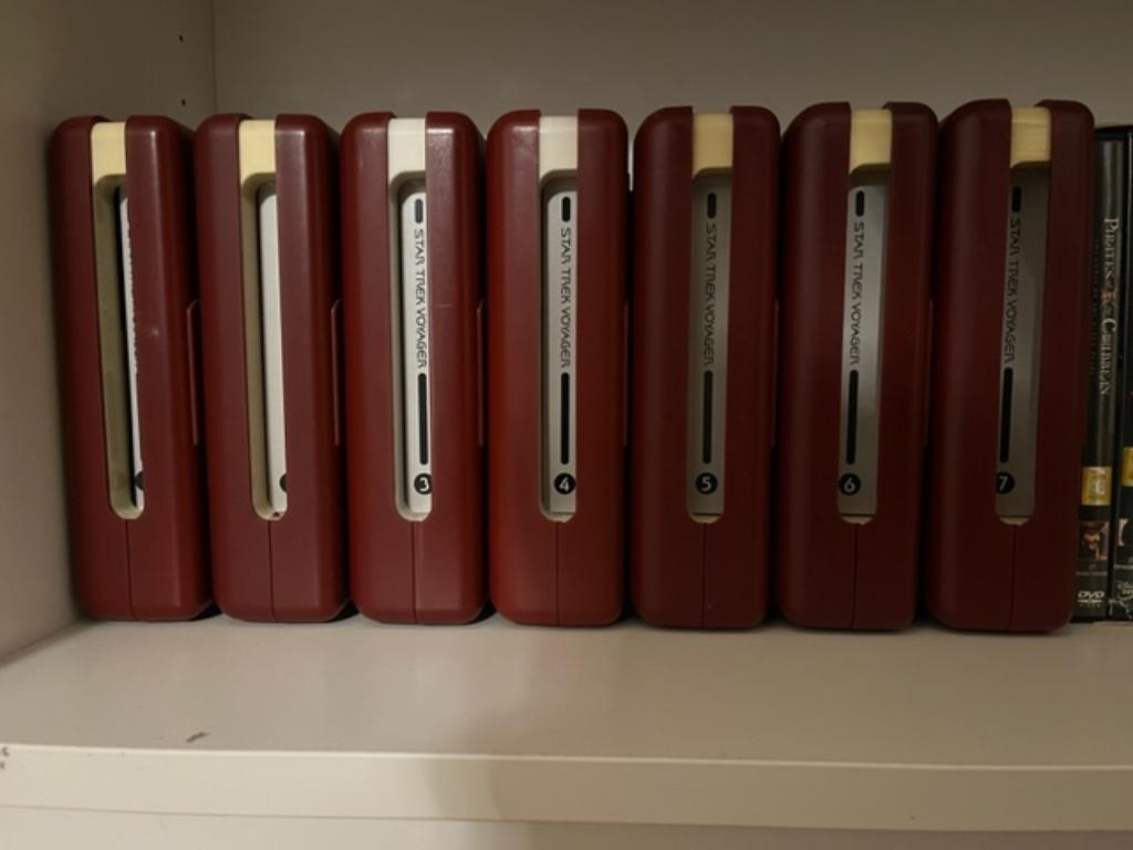 Star Trek Voyager box set luxe uitvoering seizoen 1 tm 7, Ophalen, Zo goed als nieuw, Science Fiction, Boxset