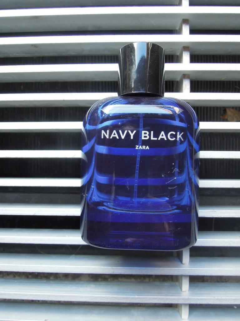 parfum collection Navy Black Zara 80ml vide, Enlèvement ou Envoi, Utilisé, Bouteille de parfum