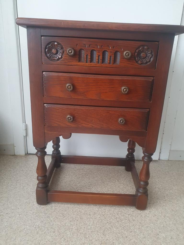 Old charm eikenhouten kast, Antiek en Kunst, Antiek | Meubels | Kasten, Ophalen