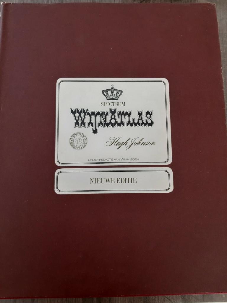 Spectrum Wijnatlas - Hugh Johnson, Boeken, Ophalen of Verzenden, Zo goed als nieuw