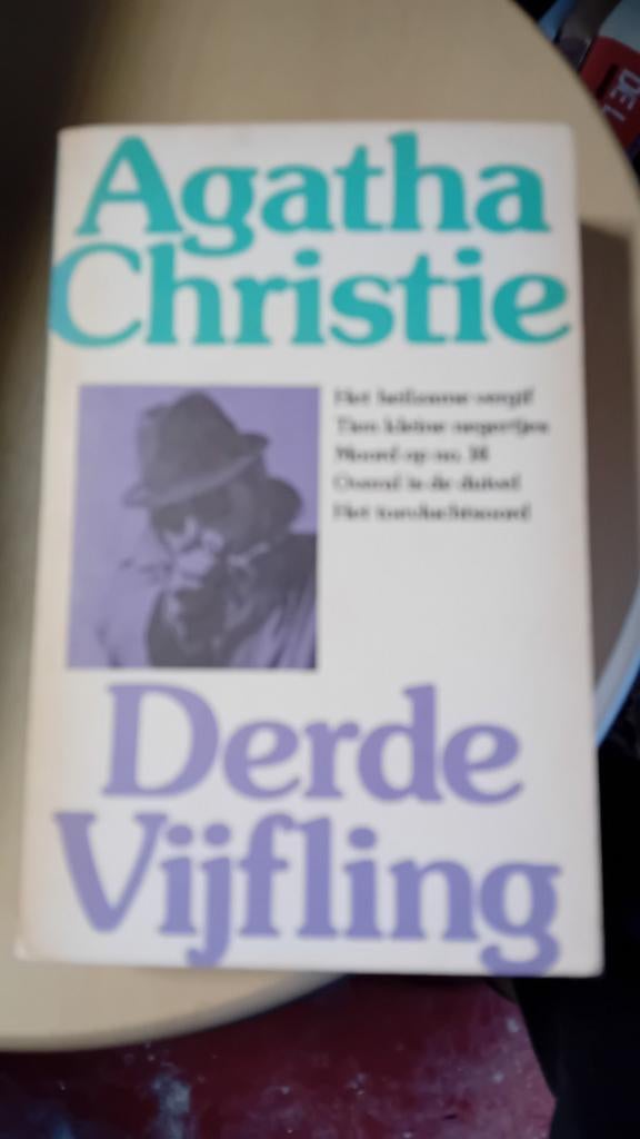 Agatha Christie derde vijfling., Ophalen of Verzenden, Gelezen