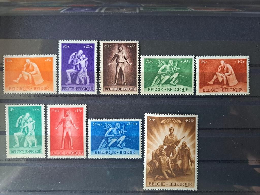 Belgique OBP 701-709 ** 1945, Timbres & Monnaies, Enlèvement ou Envoi, Non oblitéré, Neuf