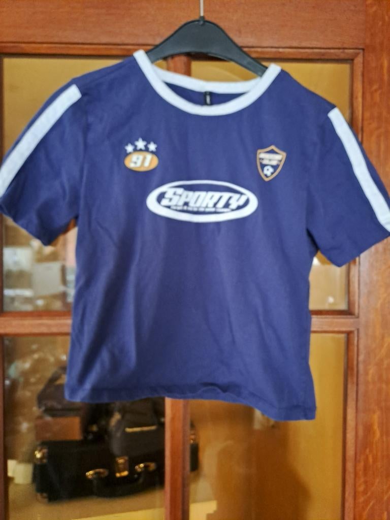 Nieuw sportief t-shirt, kort model, ONLY, maat M, Ophalen of Verzenden, Maat 38/40 (M), Blauw