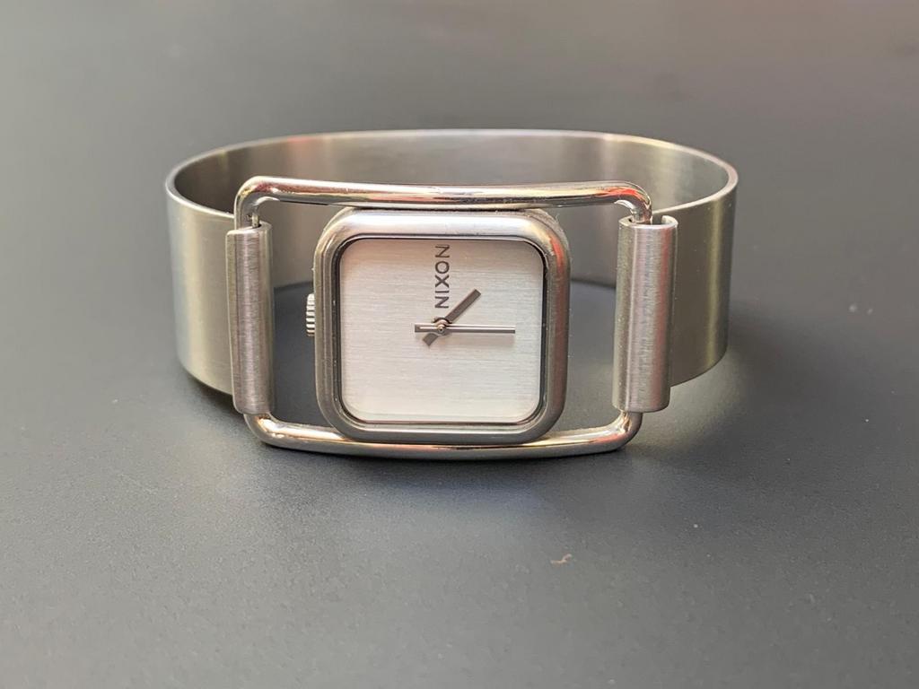 Dameshorloge Nixon, Handtassen en Accessoires, Ophalen, Zo goed als nieuw, Staal
