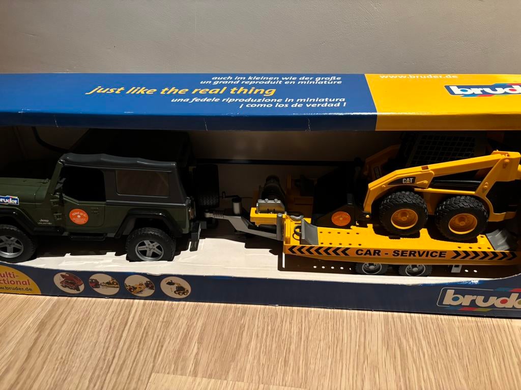 Bruder jeep , kar en bobcat, Ophalen of Verzenden, Zo goed als nieuw