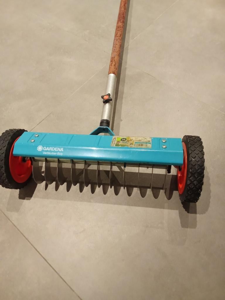 Ontmosser verticuteerder nieuw Gardena, Ophalen