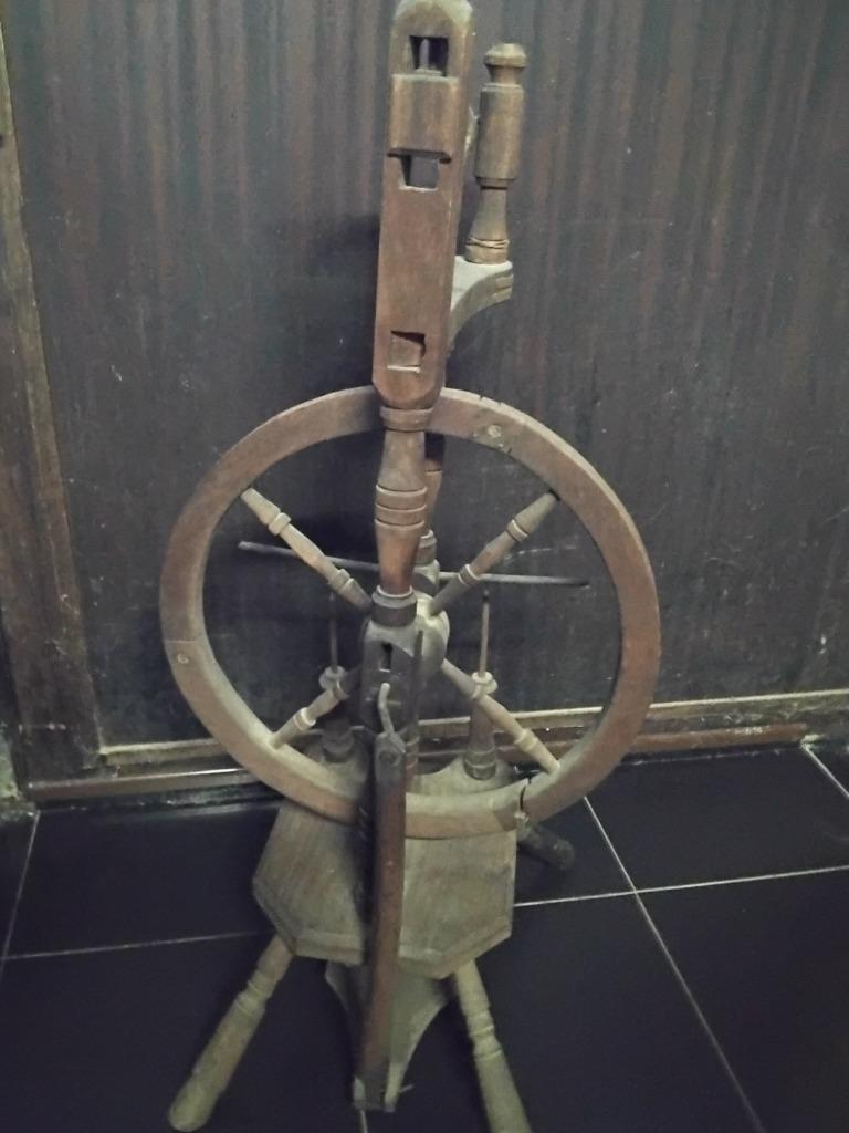 Ancien rouet, Enlèvement, Utilisé, Rouet