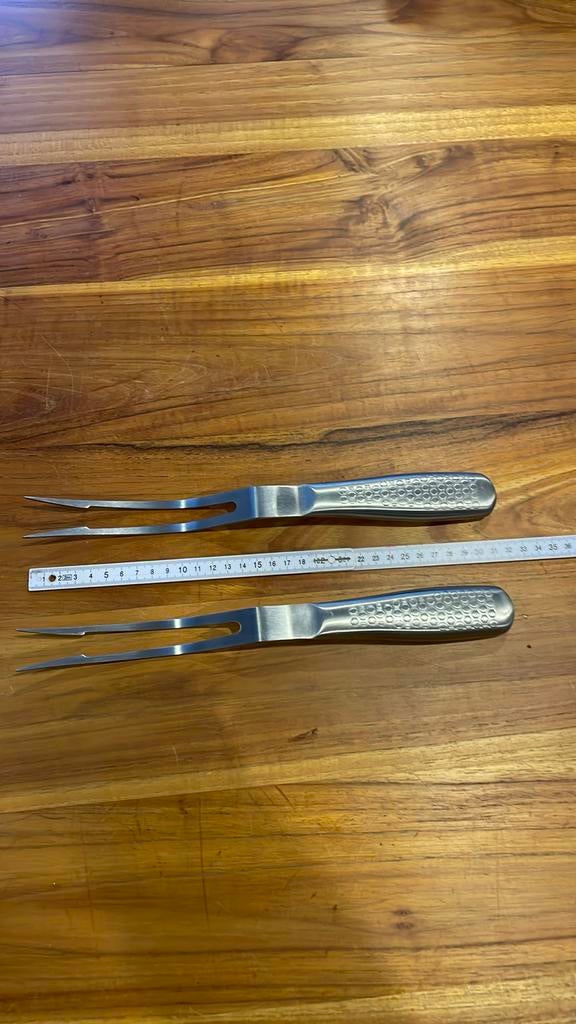 Vlees vork 2 stuks - 5€ per stuk, Ophalen of Verzenden, Zo goed als nieuw