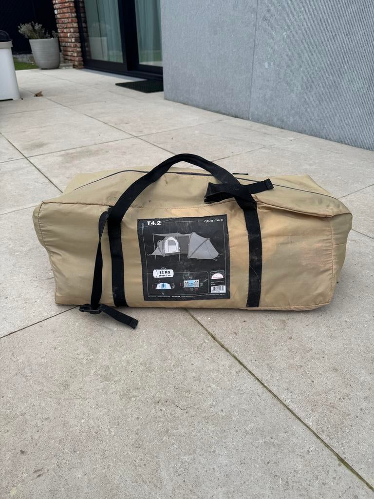 Quechua tent 4 personen, Enlèvement, Comme neuf