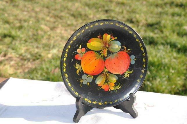 assiette en bakelite noir peint main art URSS