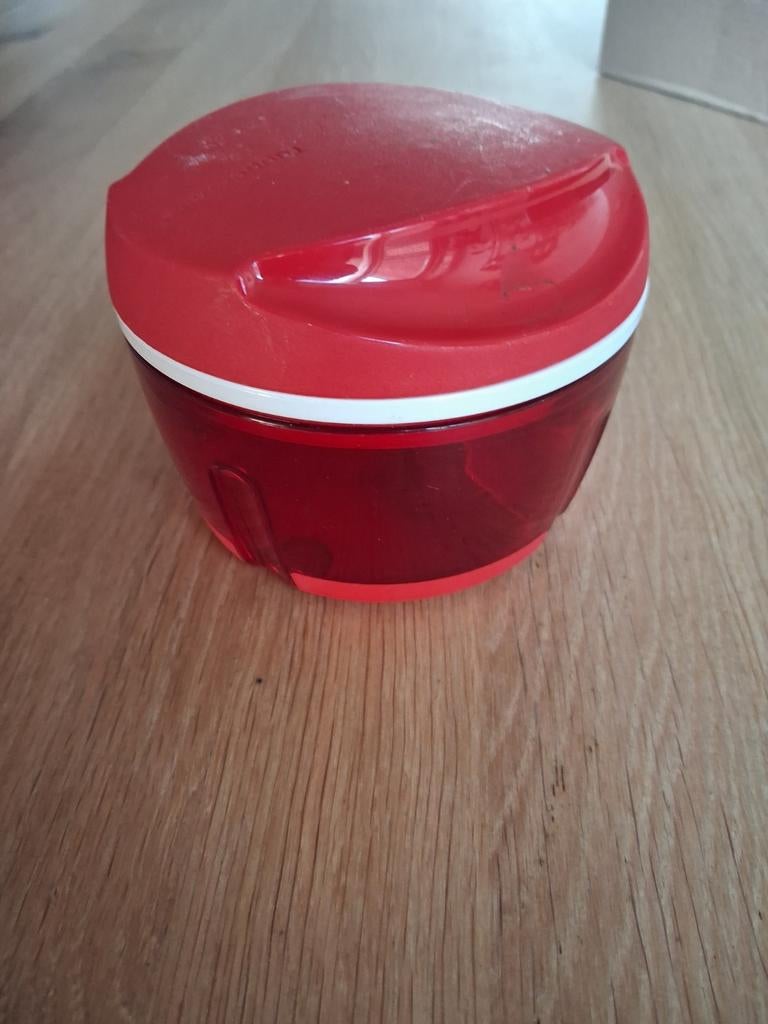Turbochef tupperware uisnijder, Huis en Inrichting, Keuken | Tupperware, Ophalen