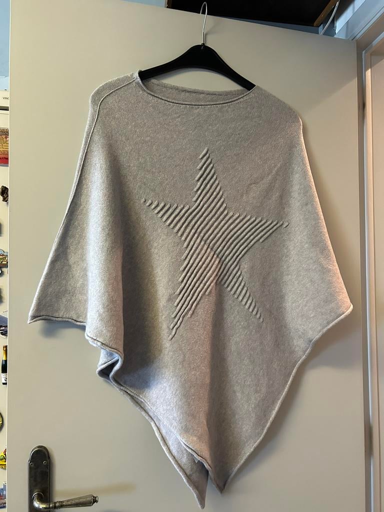 Poncho met ster, Kleding | Dames, Ophalen of Verzenden, Nieuw