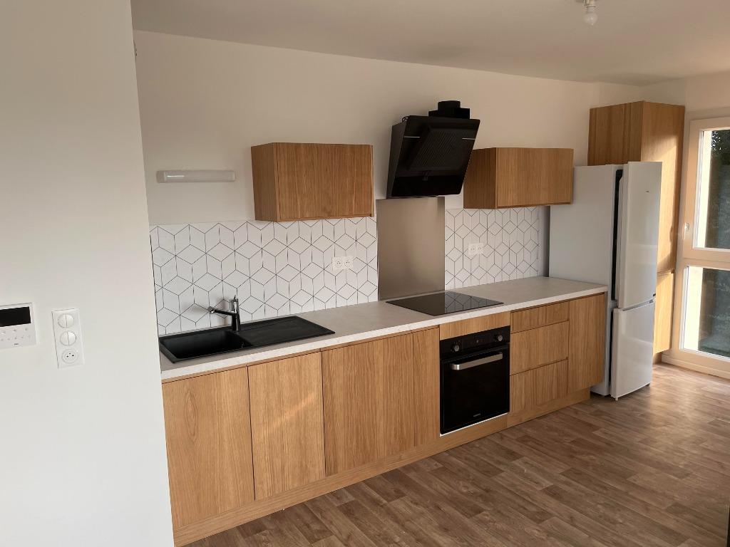 Meubles de cuisine décor bois chêne clair, Neuf, Sans poignée, Bois, Brun