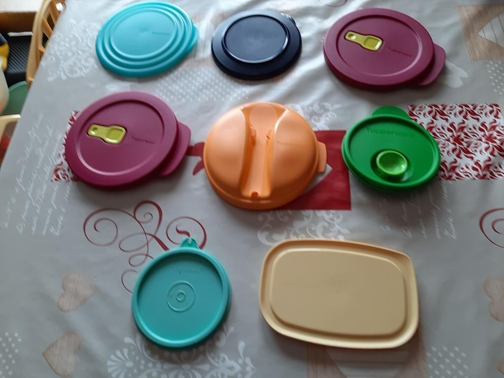Différents couvercles tupperware, Maison & Meubles, Enlèvement ou Envoi, Comme neuf
