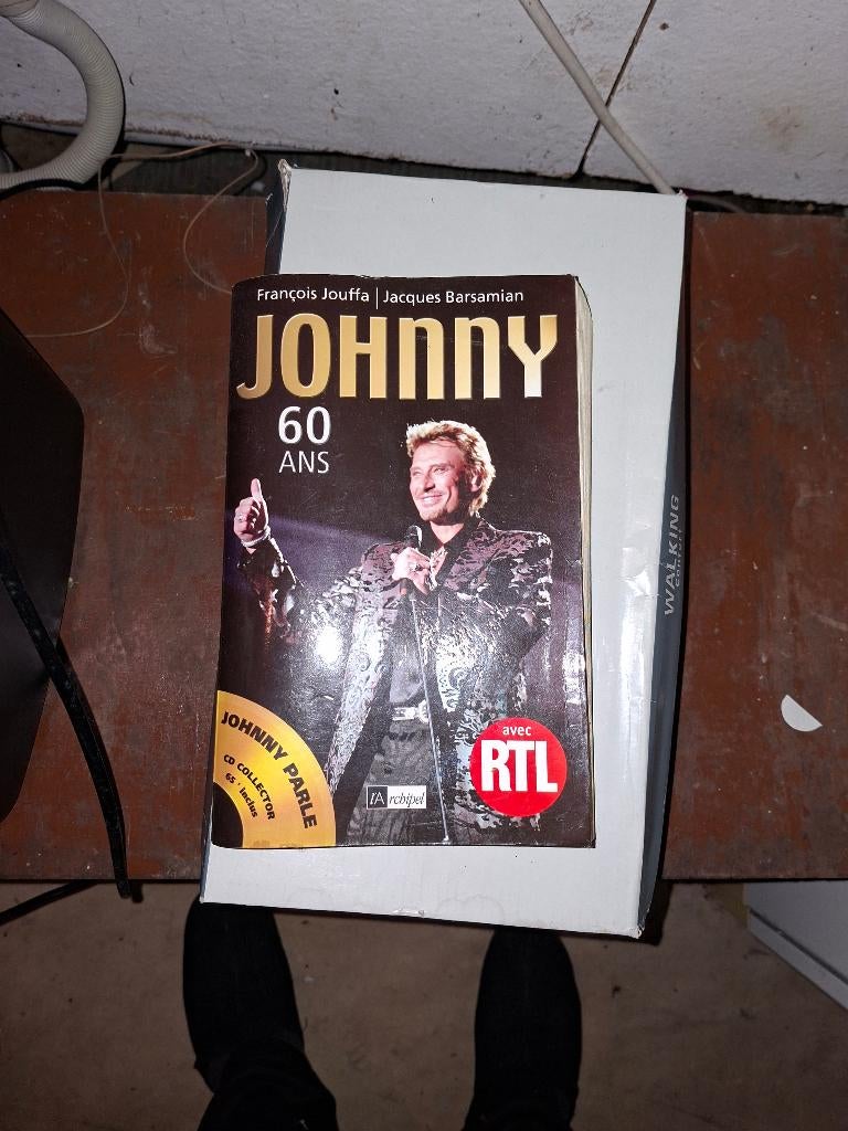 Johnny Hallyday, Enlèvement ou Envoi, Comme neuf
