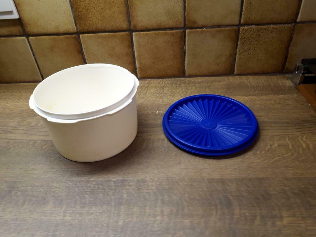 Tupperware 1 potje met zonnedeksel, Huis en Inrichting, Keuken | Tupperware, Ophalen of Verzenden, Zo goed als nieuw