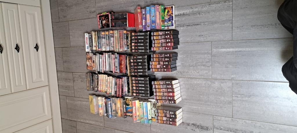 1 lot dvd's en vhs filmen 106 stuks, Ophalen