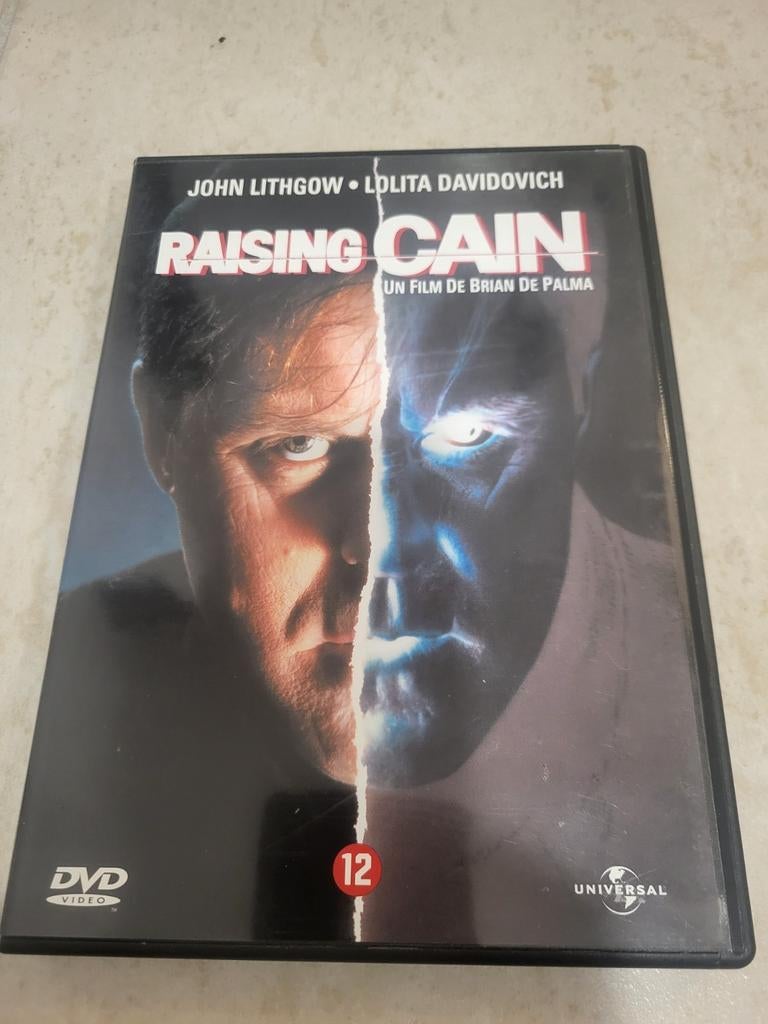 Raising Cain (Brian de Palma), Enlèvement ou Envoi, Comme neuf