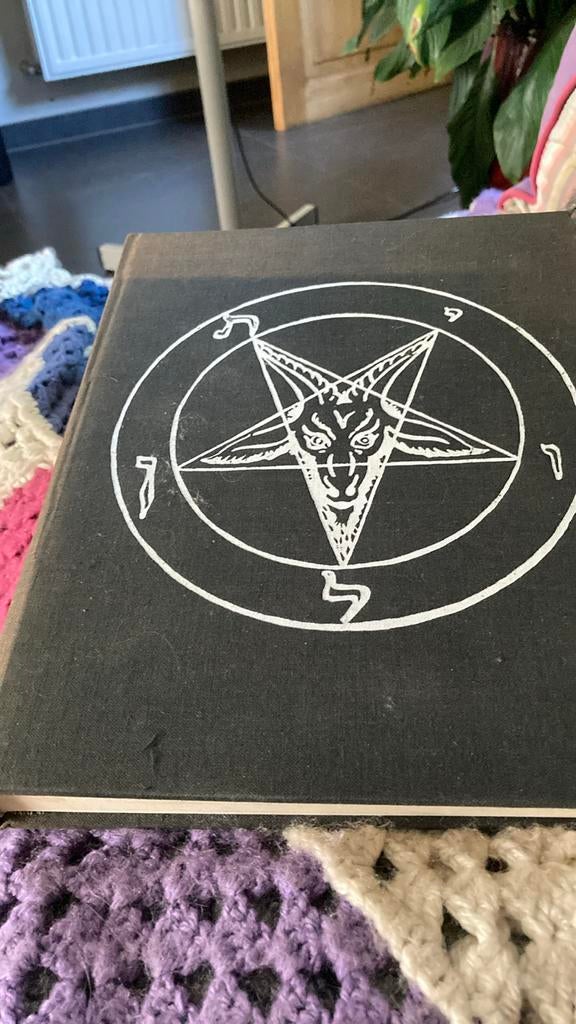 A pictorial history of Magic and the Supernatural, Boeken, Ophalen of Verzenden, Zo goed als nieuw