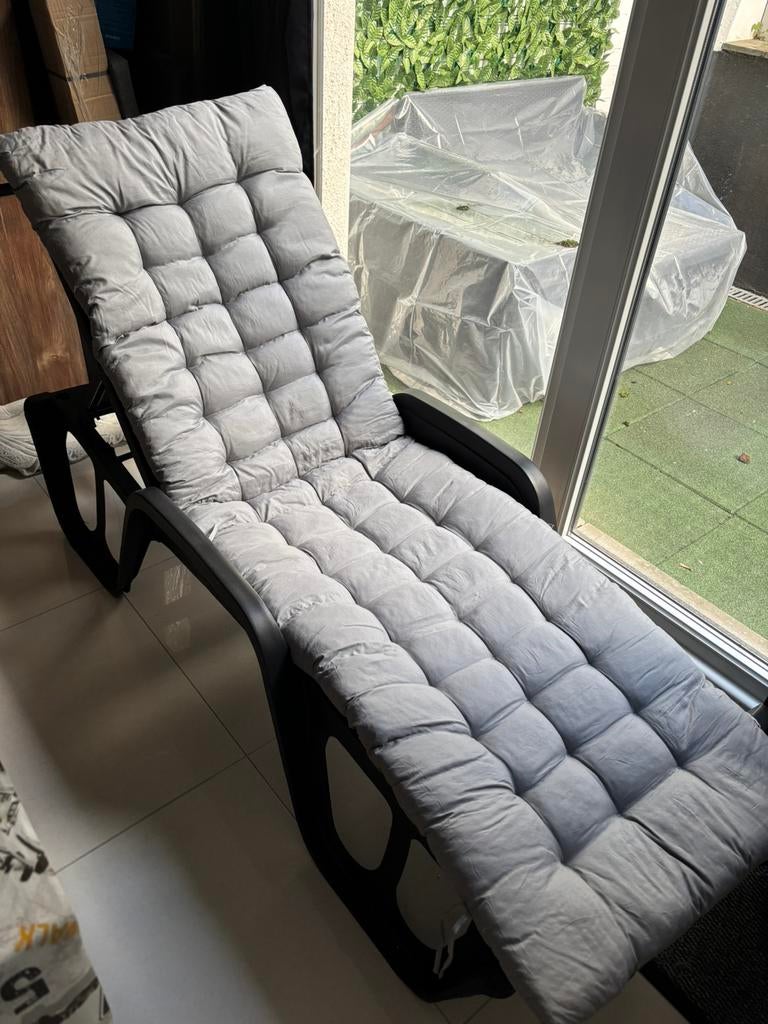 Transat avec coussin, Enlèvement, Comme neuf, Rotin, Pliant