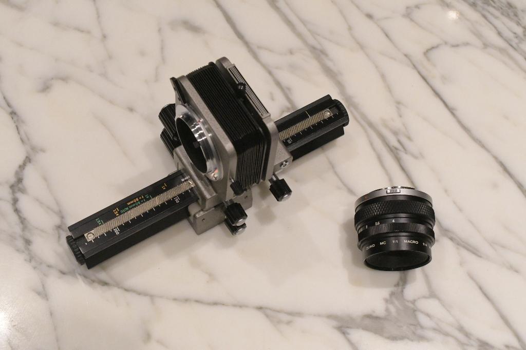 Olympus OM balg en macrolens 80mm/ f4, Ophalen of Verzenden, 1980 tot heden, Overige typen