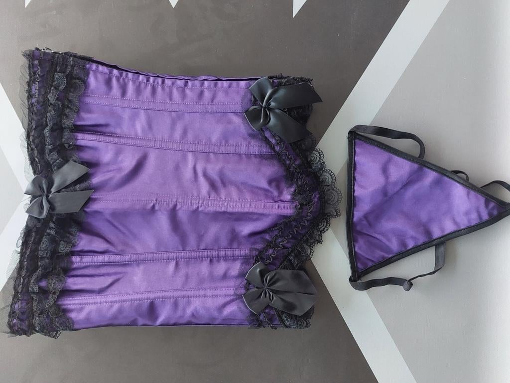 Nieuw corsage met bijpassende string, Kleding | Dames, Ondergoed en Lingerie, Ophalen of Verzenden