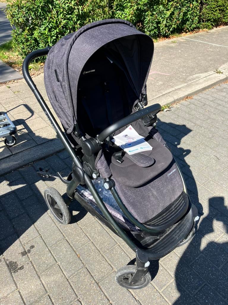 Kinderwagen Maxi Cosi Adorra en draagmand, Ophalen, Zo goed als nieuw, Kinderwagen