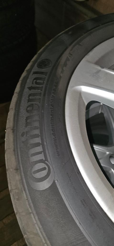 Audi original velg met continental band 235/55 R18, Ophalen, 18 inch, Gebruikt, Banden en Velgen